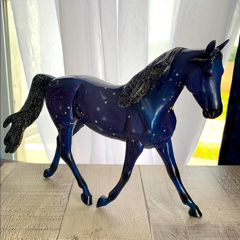 Breyer Starry Night galaxy model horse